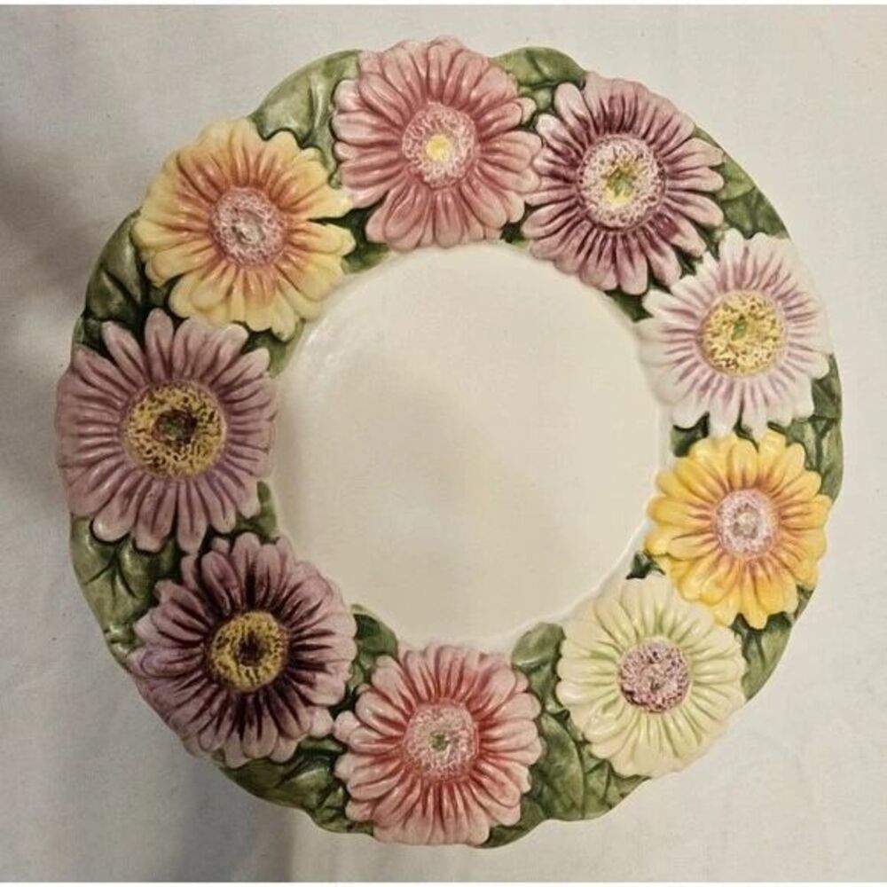 Yankee Candle Gerbera Garden Candle Plate 7 1/2" Pillar Candle Holder Mint Cond